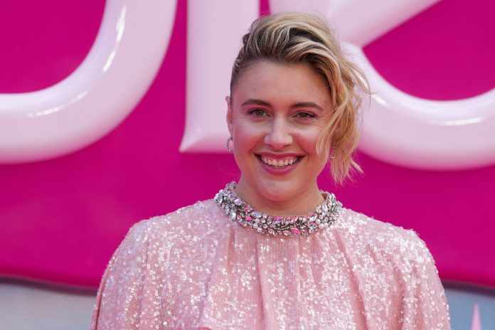 'Barbie' फिल्म निर्माता Greta Gerwig को 2024 का Pioneer of the Year Award मिलेगा