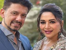 Madhuri Dixit and her husband Dr Shriram Nene look endearing in this post, check out