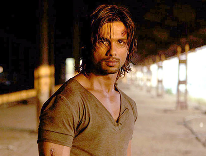 Shahid Kapoor marks 15th anniversary of 'Kaminey' with special nostalgic post