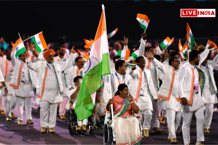 Paris Paralympics: Sumit, Bhagyashree के नेतृत्व में उद्घाटन समारोह में देखिए किस प्रकार हुआ भारत का स्वागत